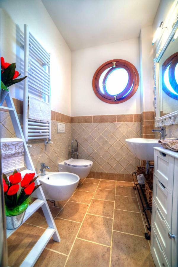 シエーナCasa Il Glicine A Due Passi Dal Centroアパートメント エクステリア 写真